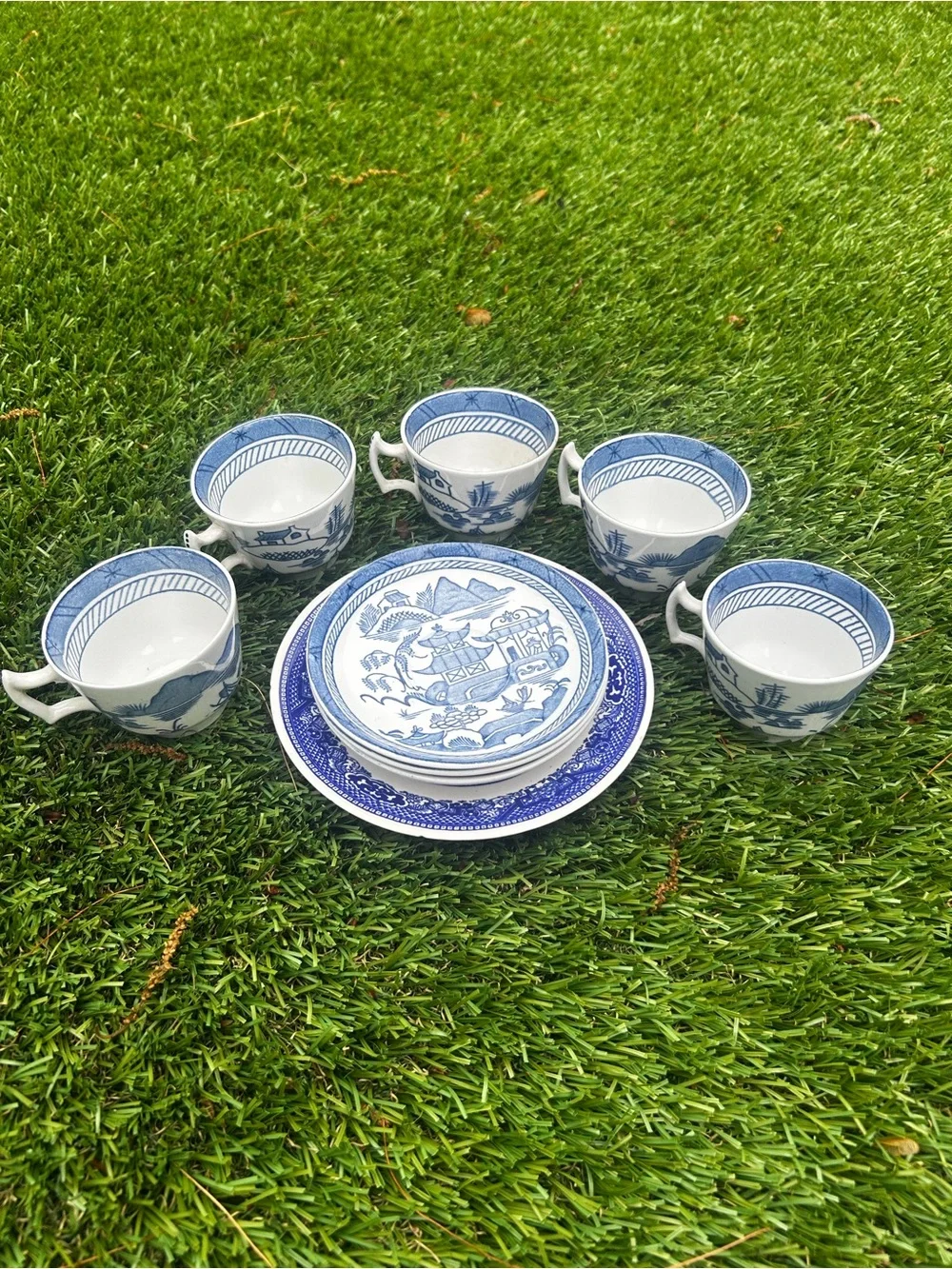 Vintage China set- dm for more questions and pics